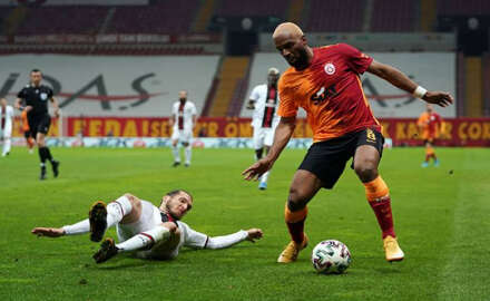  Galatasaray: 1 - Fatih Karagümrük: 1 